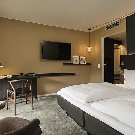 Comwell Kongebrogaarden Отель 5*