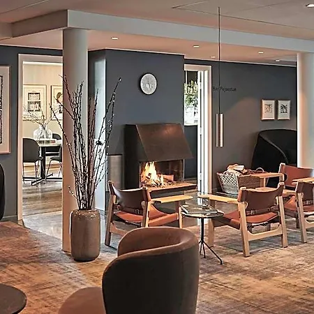 Hotel Comwell Kongebrogaarden 5*