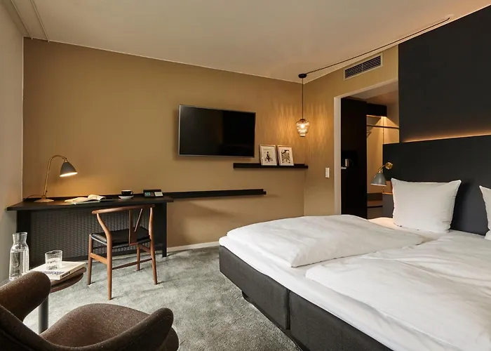 库格布劳伽登克伦威尔酒店 酒店 5*