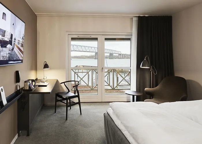 Comwell Kongebrogaarden 5* 미델파르트