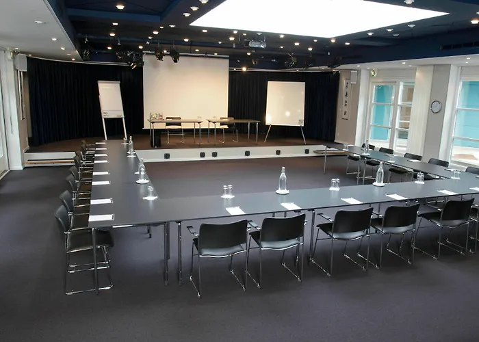 库格布劳伽登克伦威尔酒店 米泽尔法特